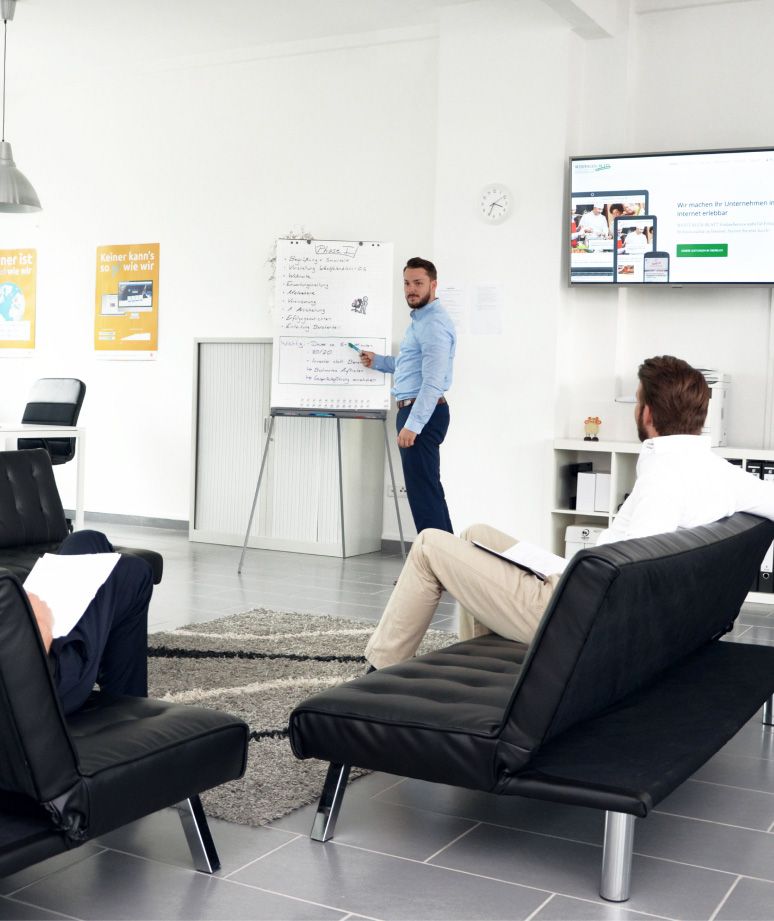 Impressionen unserer Büros | Besprechung